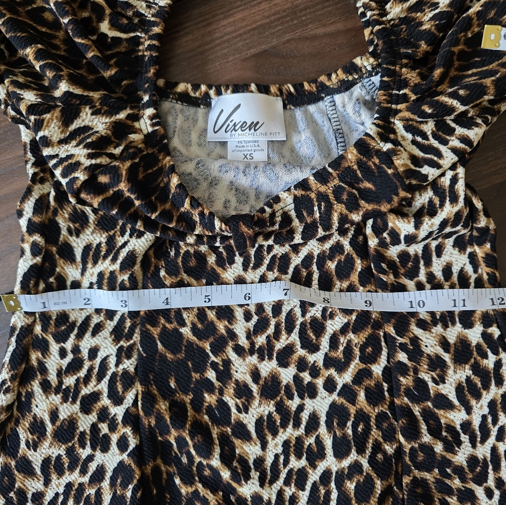 Powder Puff Tops from Vixen by Micheline Pitt Xs - Picture 3 of 3